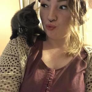 Meet your Posher, Chelsie